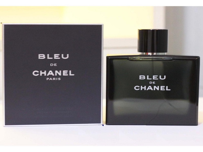 Chanel Bleu EDT là dòng nước hoa nam bán chạy nhất của Chanel
